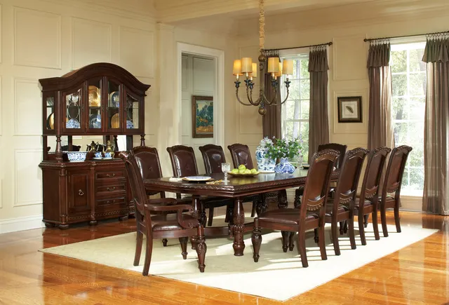 Antoinette Dining Table With 24" Leaf