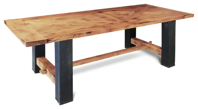 BRITT-JEANS Solid Wood Dining Table